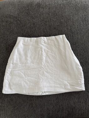 Abercrombie & Fitch White Linen Mini Skirt